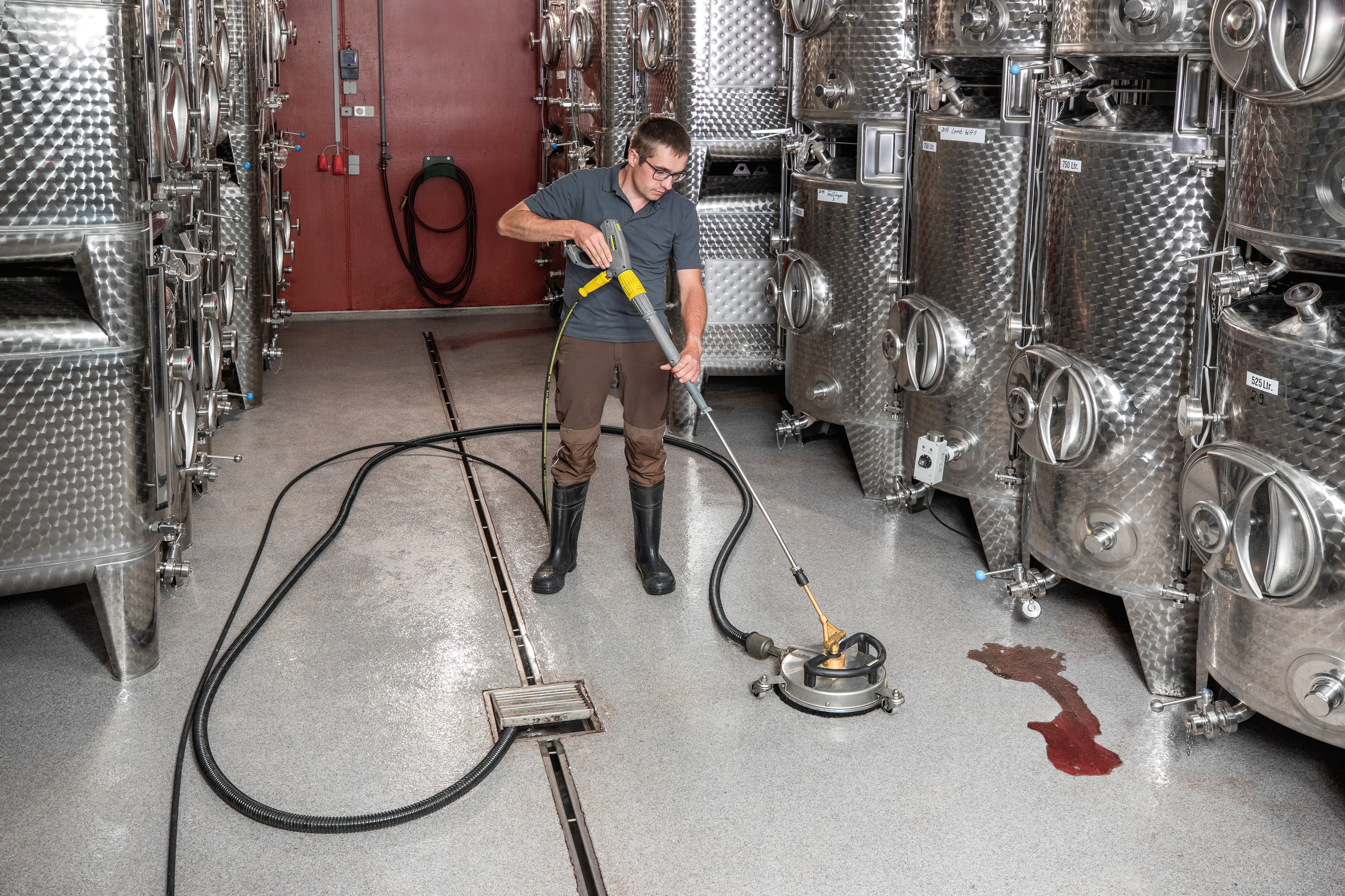 Kärcher Flächenreiniger FRV 30 Me Produktbild img2 L