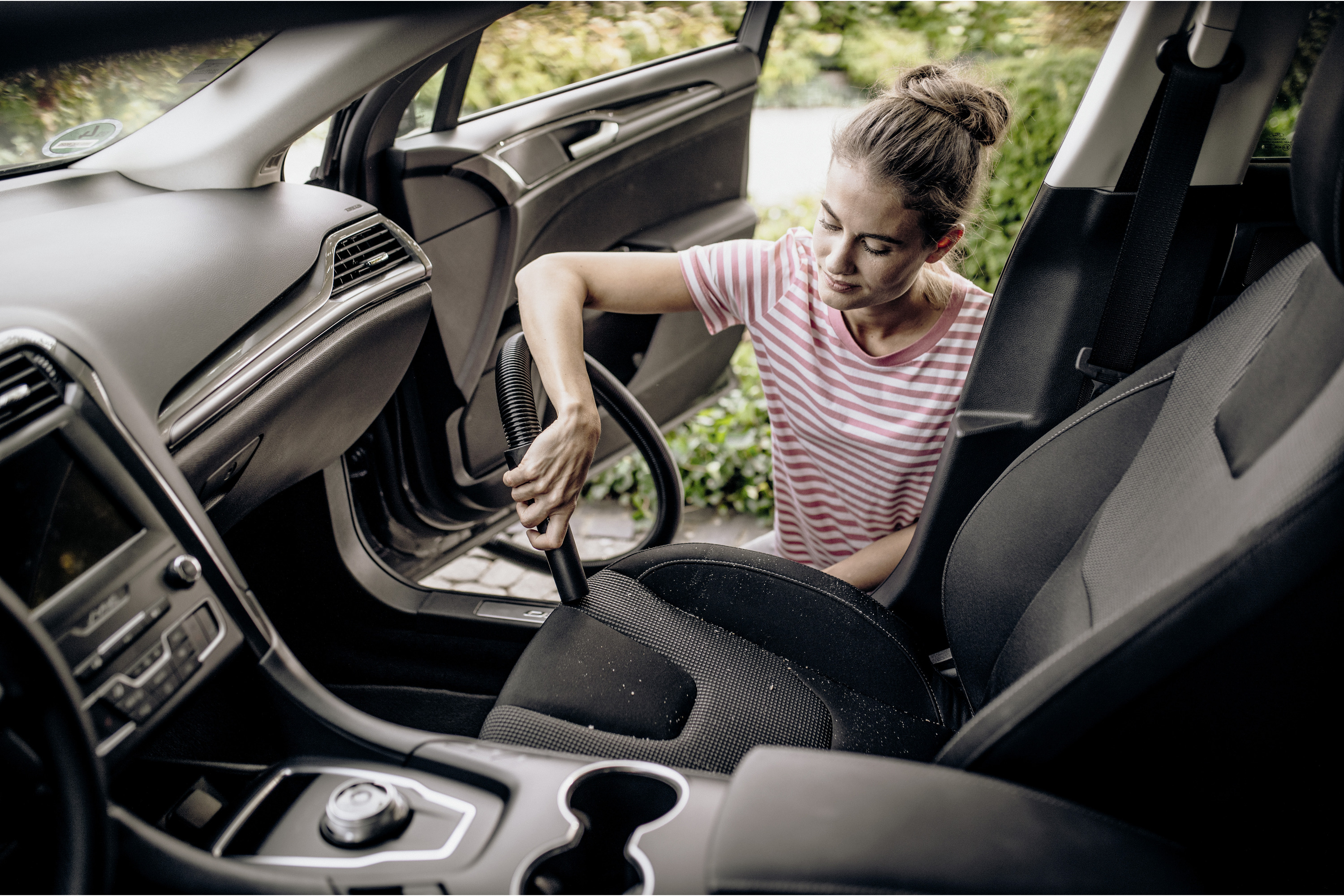 Kärcher Nass-/Trockensauger WD 2 Plus V-12/4/18/C Produktbild img3 L