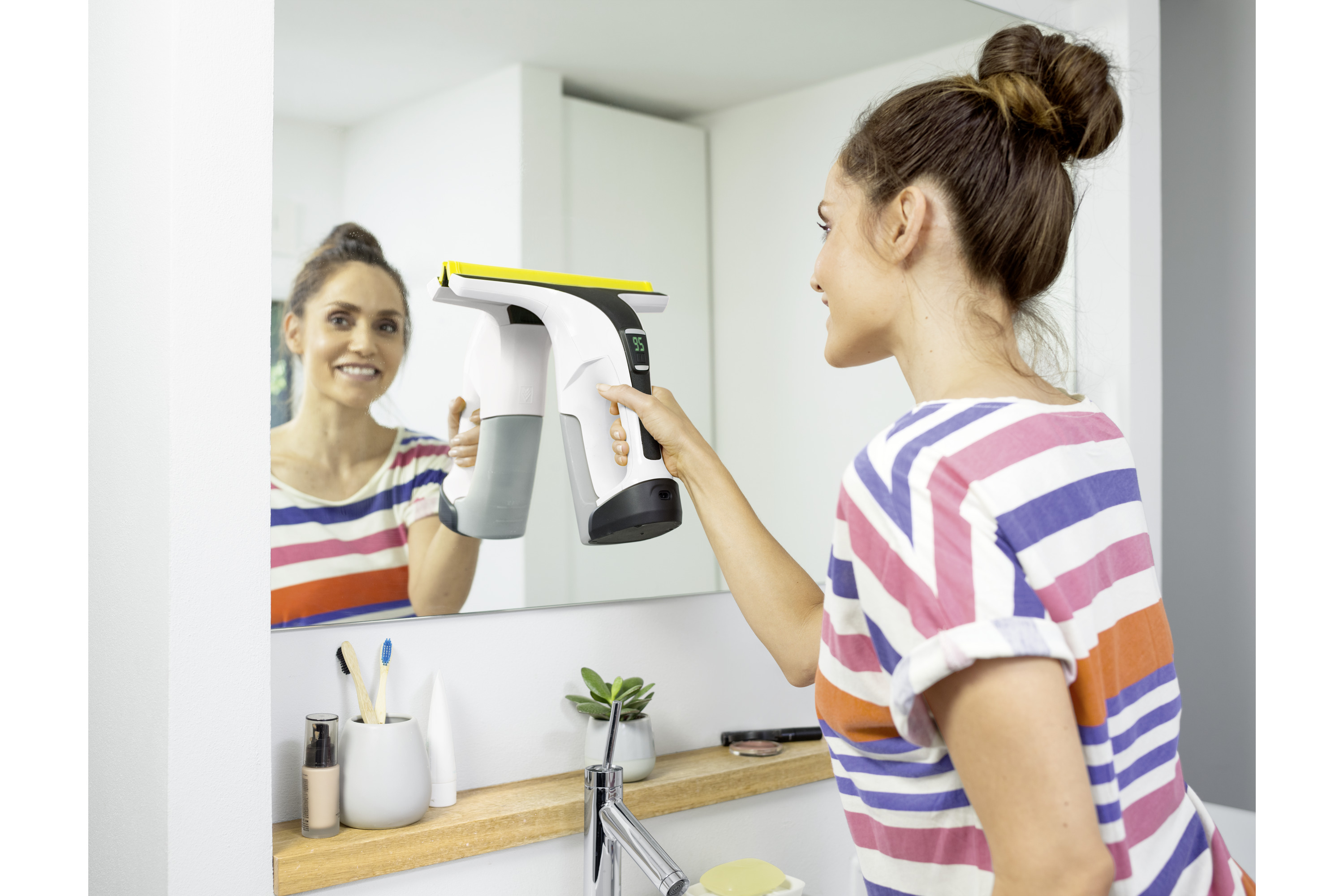 Kärcher Akku-Fensterreiniger WV 6 Plus Produktbild img4 L