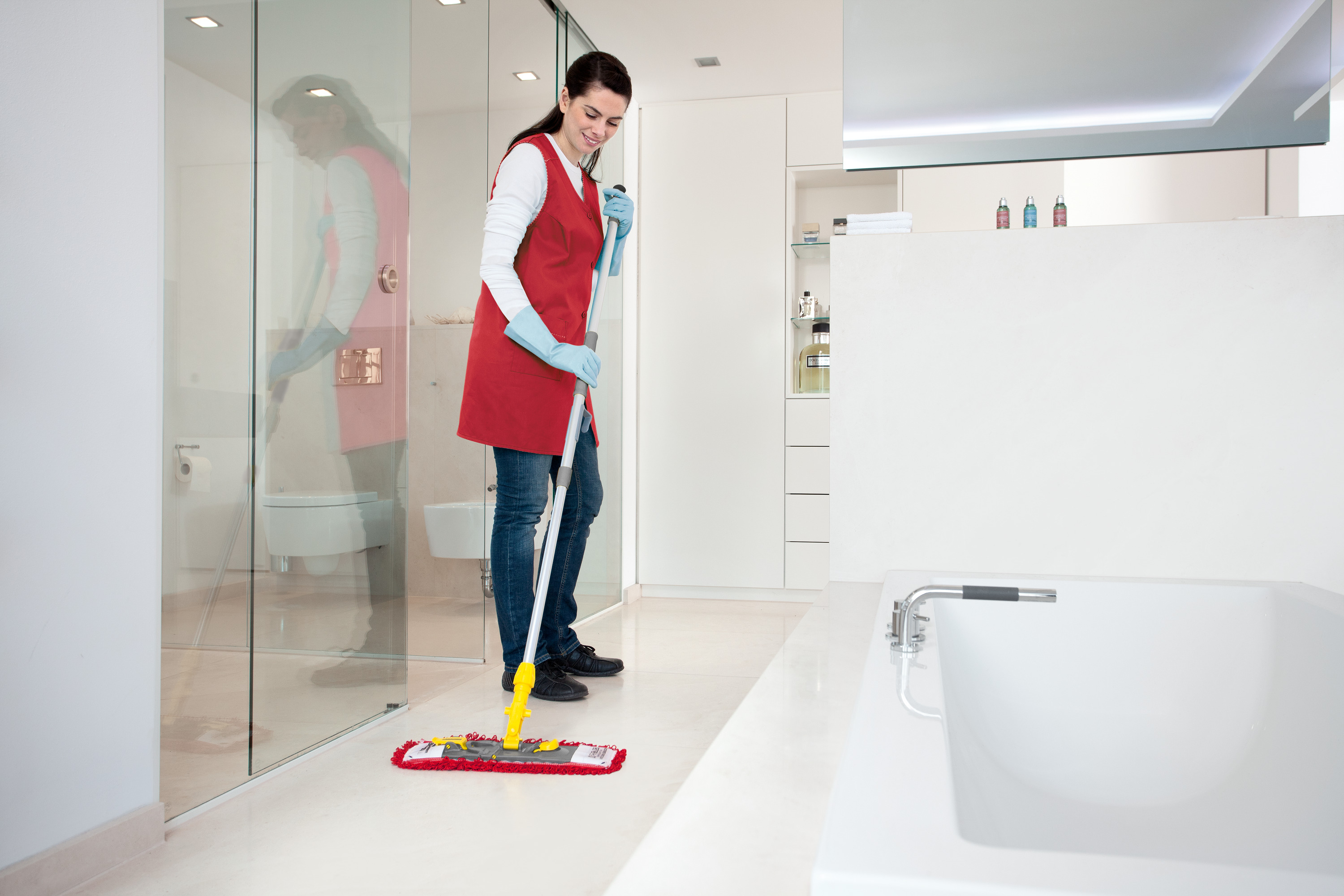 Kärcher SanitPro Grundreiniger Unisan Plus Produktbild img2 L