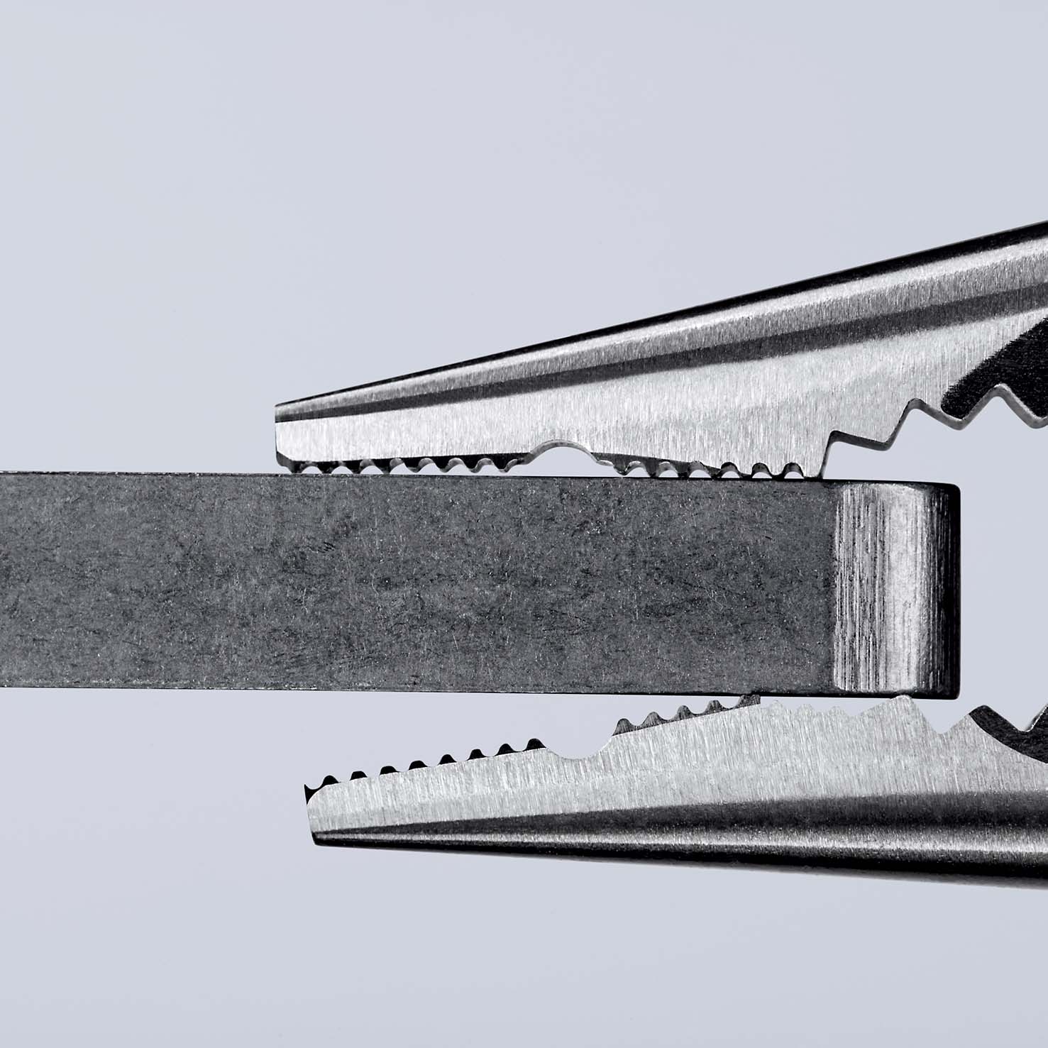 KNIPEX 08 21 145 Spitz-Kombizange 145 mm schwarz atramentiert mit Kunststoff überzogen poliert Produktbild img3 L