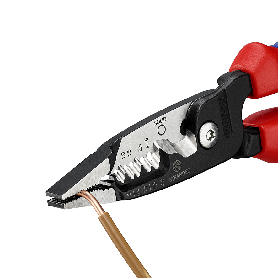 KNIPEX 13 72 200 ME Multifunktions-Elektrikerzange metrisches Modell 200 mm schwarz atramentiert mit Mehrkomponenten-Hüllen poliert Produktbild img5 L
