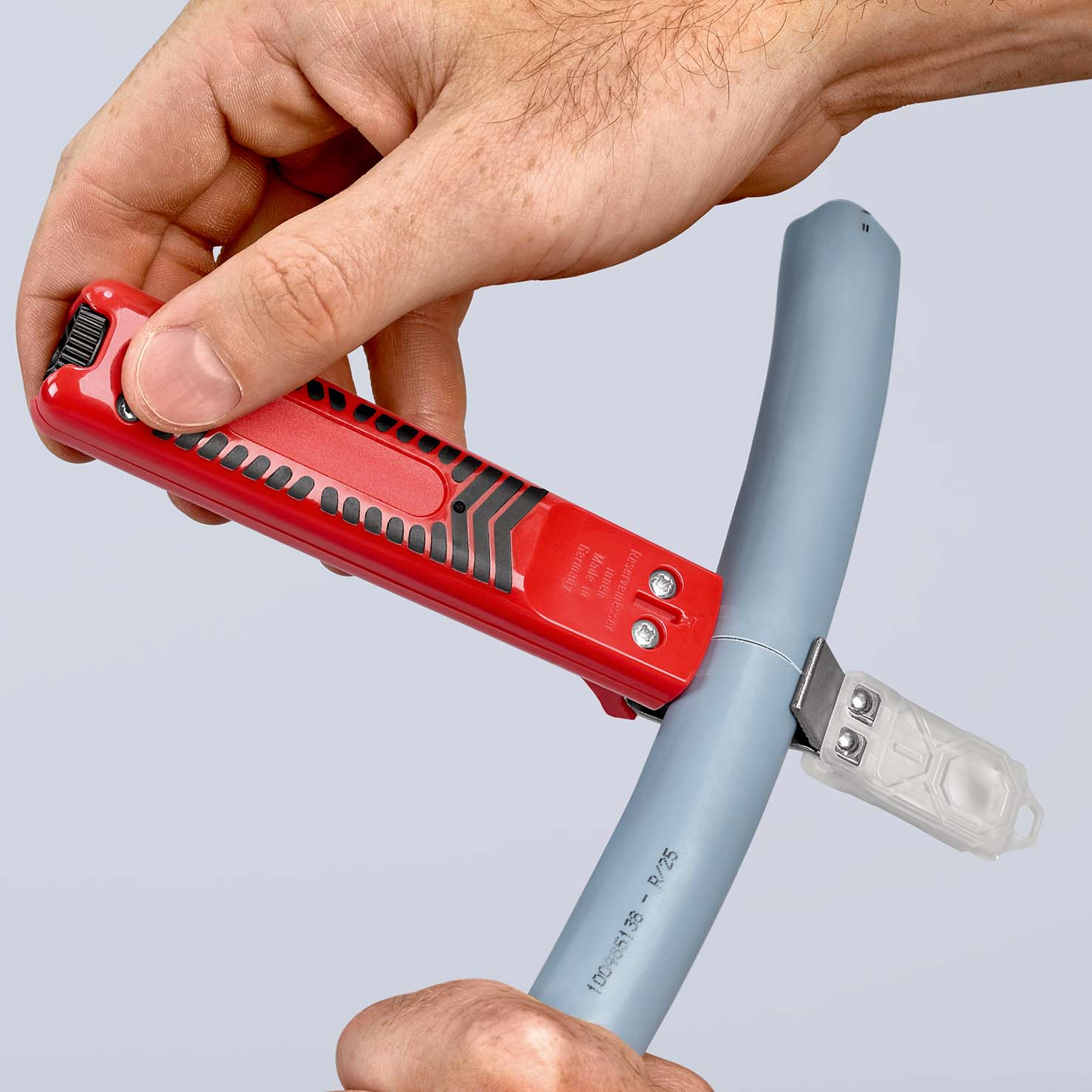 KNIPEX 16 20 165 SB Abmantelungswerkzeug mit Schleppklinge 165 mm schlagfestes Kunststoffgehäuse Produktbild img3 L