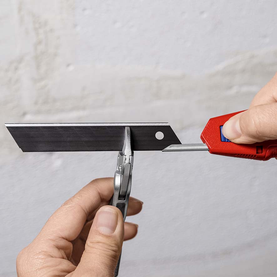 KNIPEX 90 10 185 Rohrschneider für Mehrschicht- und Pneumatikschläuche 185 mm aus zähem, glasfaserverstärktem Kunststoff Produktbild img13 L