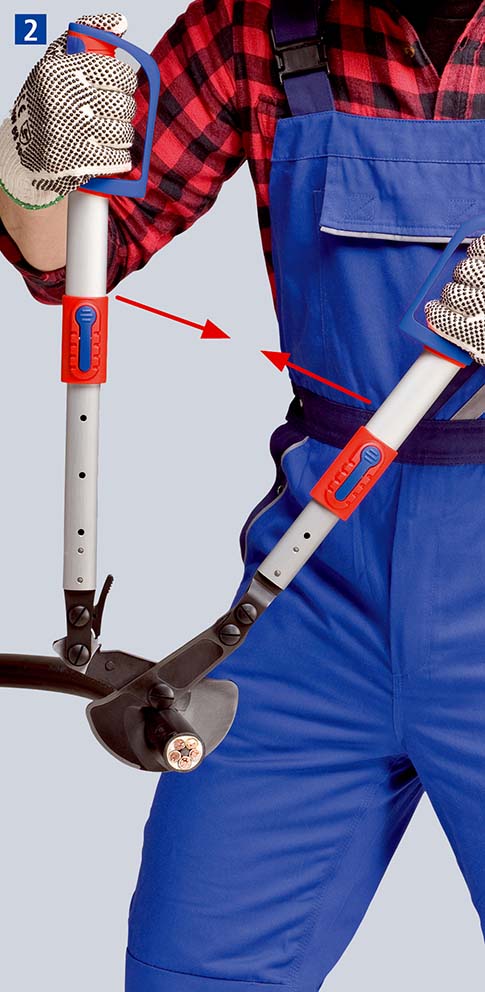 KNIPEX 95 32 038 Kabelschere (Ratschenprinzip) mit Teleskopschenkeln 570 mm mit Mehrkomponenten-Hüllen brüniert Produktbild img3 L