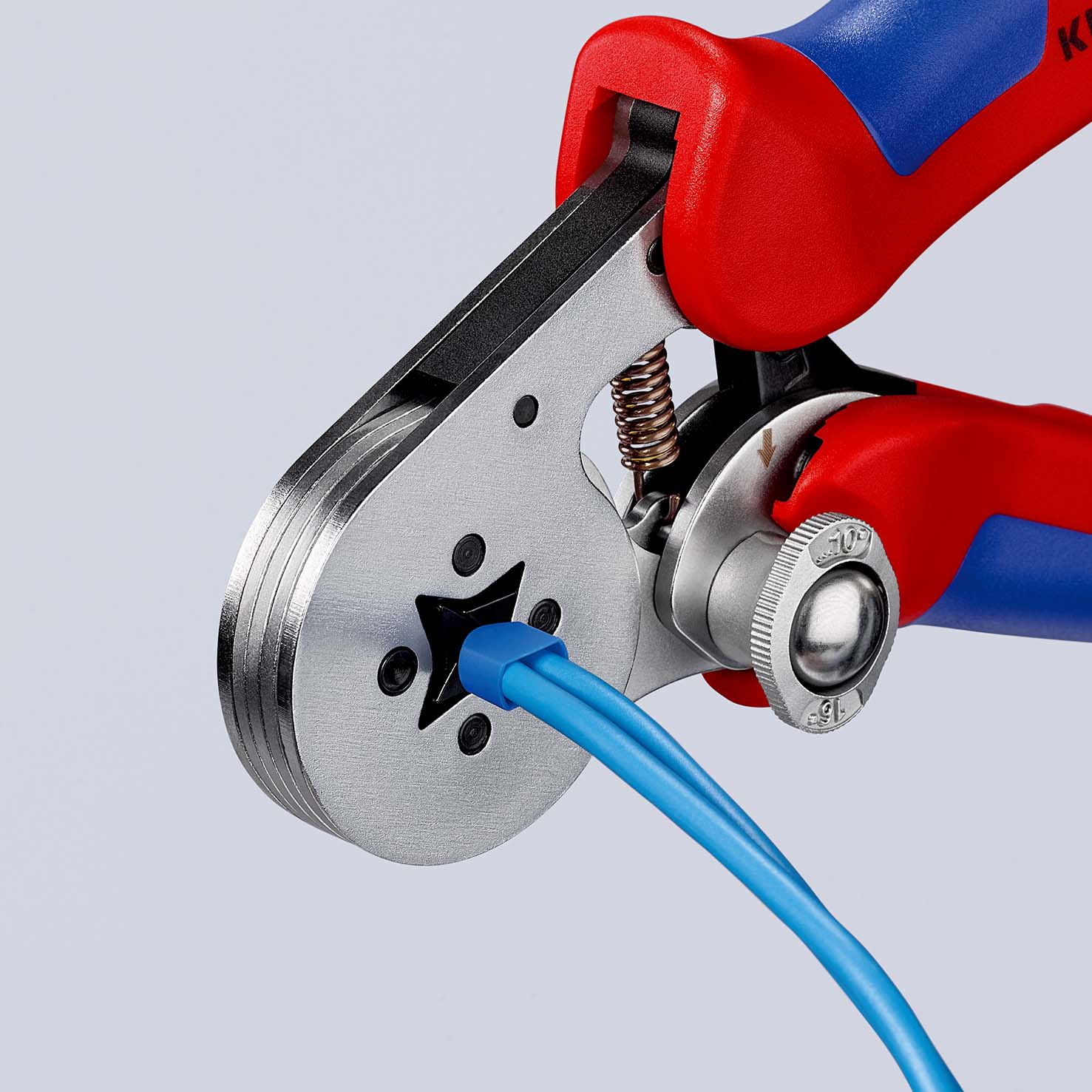 KNIPEX 97 55 04 Selbsteinstellende Crimpzange für Aderendhülsen mit Seiteneinführung 180 mm verchromt mit Mehrkomponenten-Hüllen Produktbild img6 L