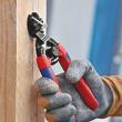 KNIPEX 71 22 200 T CoBolt® Kompakt-Bolzenschneider 200 mm schwarz atramentiert mit schlanken Mehrkomponenten-Hüllen, mit integrierter Befestigungsöse zum Anbringen einer Absturzsicherung Produktbild img3 S