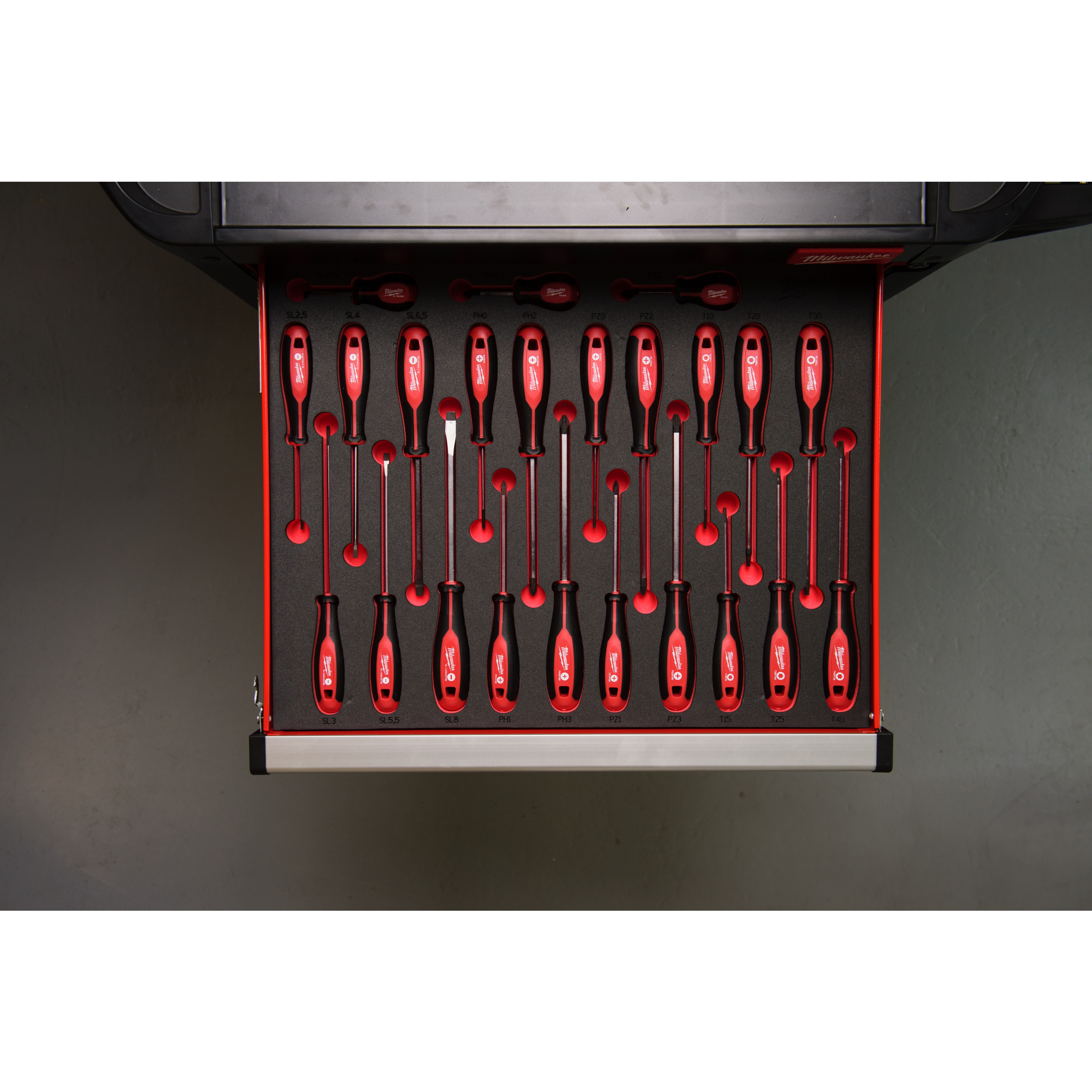 Tri-Lobe Schraubendreher Einlage, 23-teilige Einlage für Werkstattwagen 78 cm Milwaukee  Produktbild img3 L