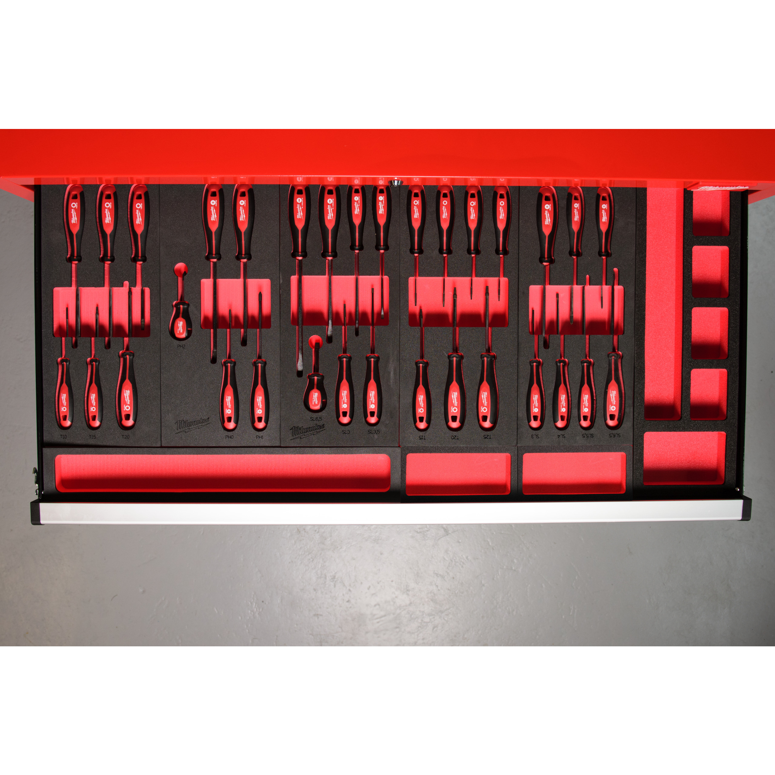 Tri-Lobe Schraubendreher Einlage, 7-teilige TX Einlage für Werkstattwagen 78 cm Milwaukee  Produktbild img2 L