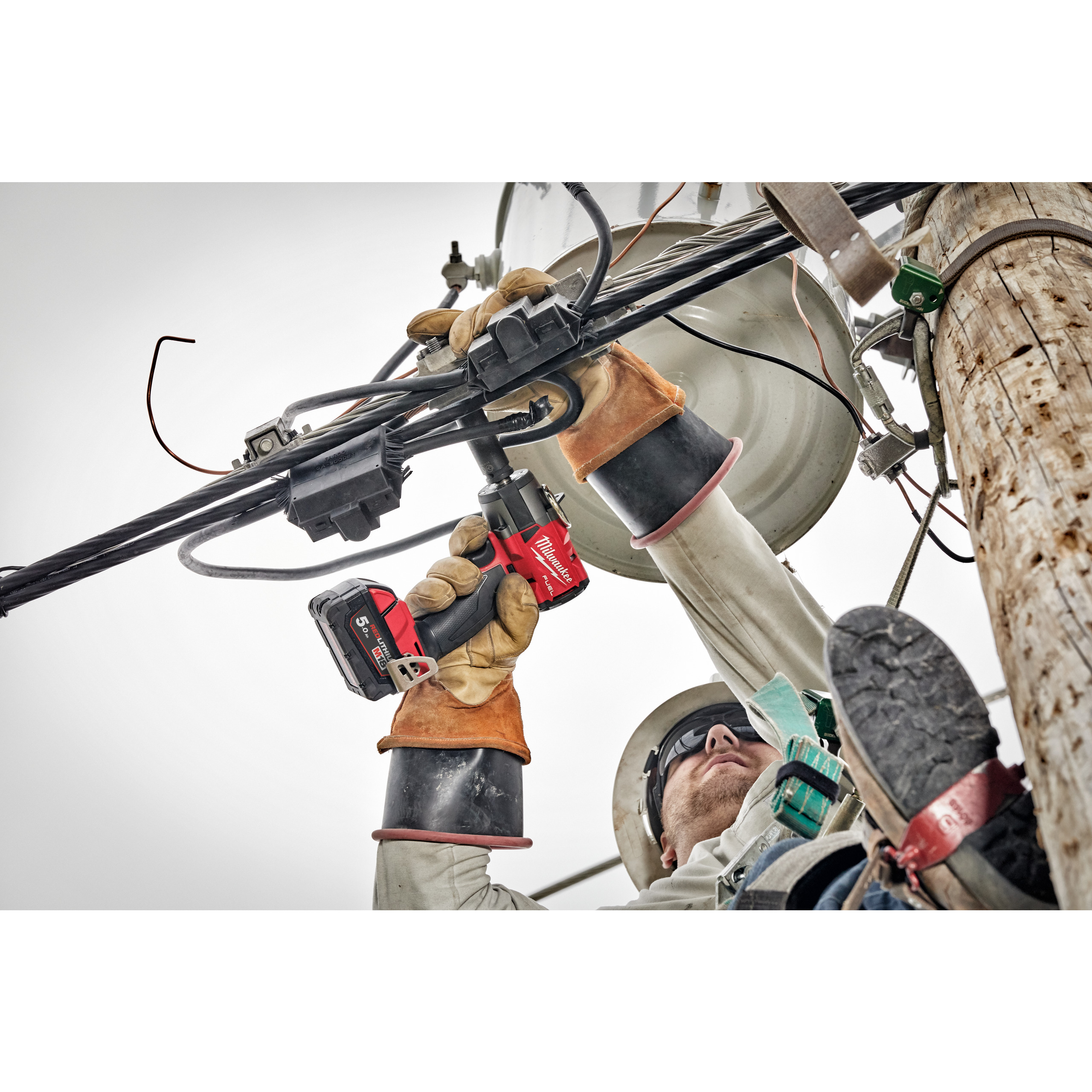 M18FMTIW2F12-0, M18 FUEL™ 1/2˝-Akku-Schlagschrauber Vierkant mit Sprengring Milwaukee Produktbild img4 L