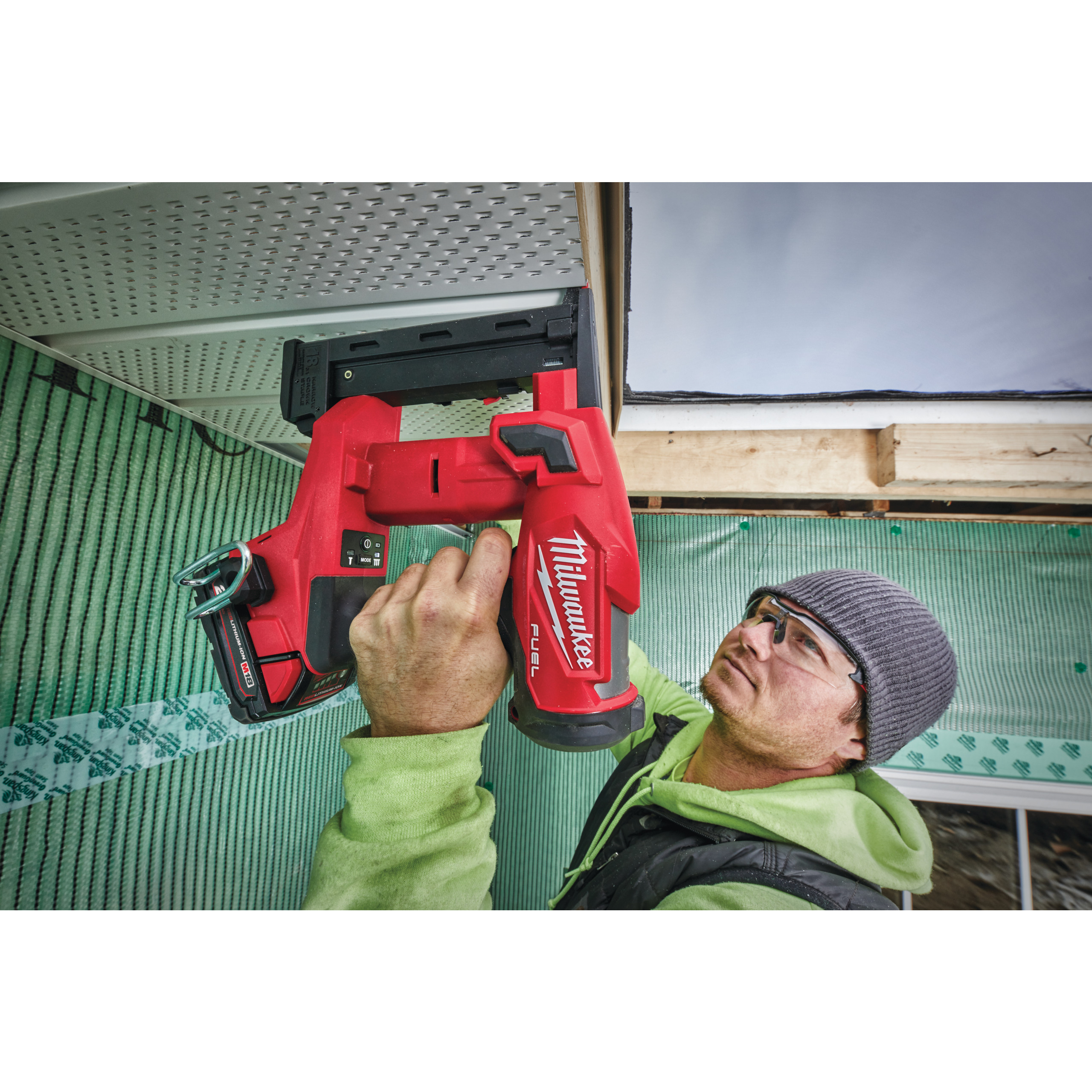 M18FNCS18GS-202X, M18 FUEL™ Akku-Tacker Milwaukee  Produktbild img4 L
