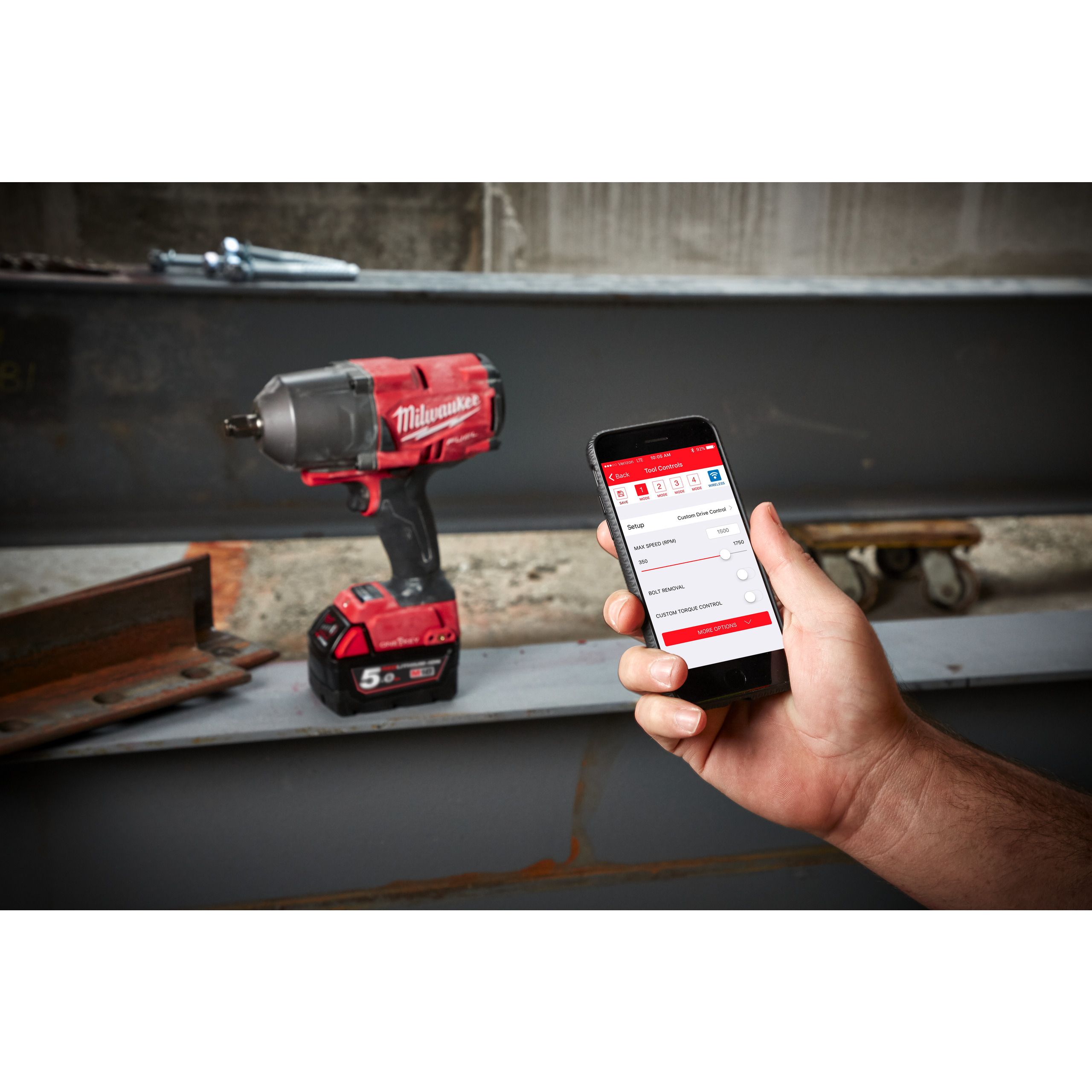 M18ONEFHIWP12-0X, M18™ ONE KEY™ 1/2"-Akku-Schlagschrauber Vierkant mit PIN Milwaukee  Produktbild img3 L
