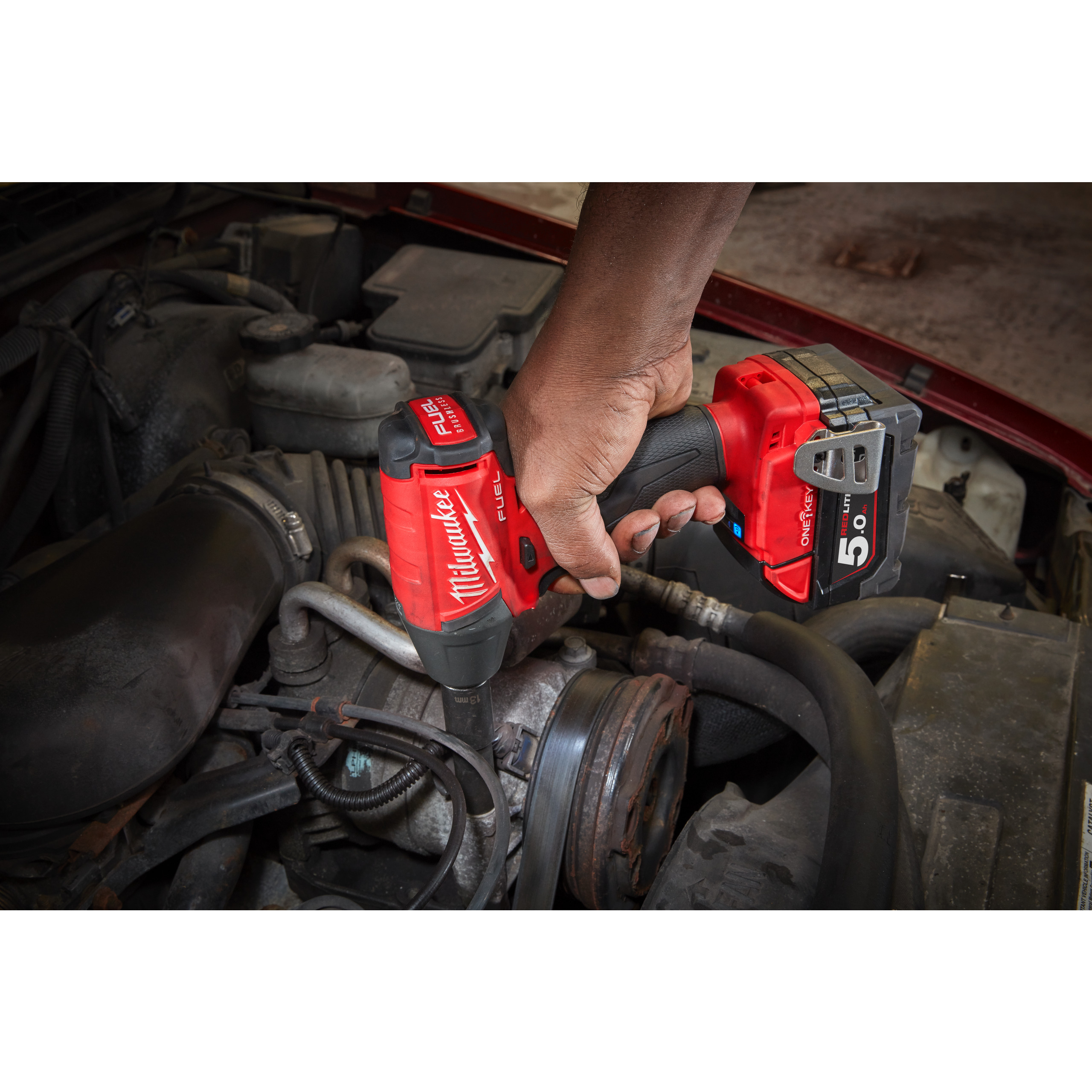 M18ONEIWF12-502X, M18™ ONE KEY™ 1/2"-Akku-Schlagschrauber Vierkant mit Sprengring Milwaukee Produktbild img2 L