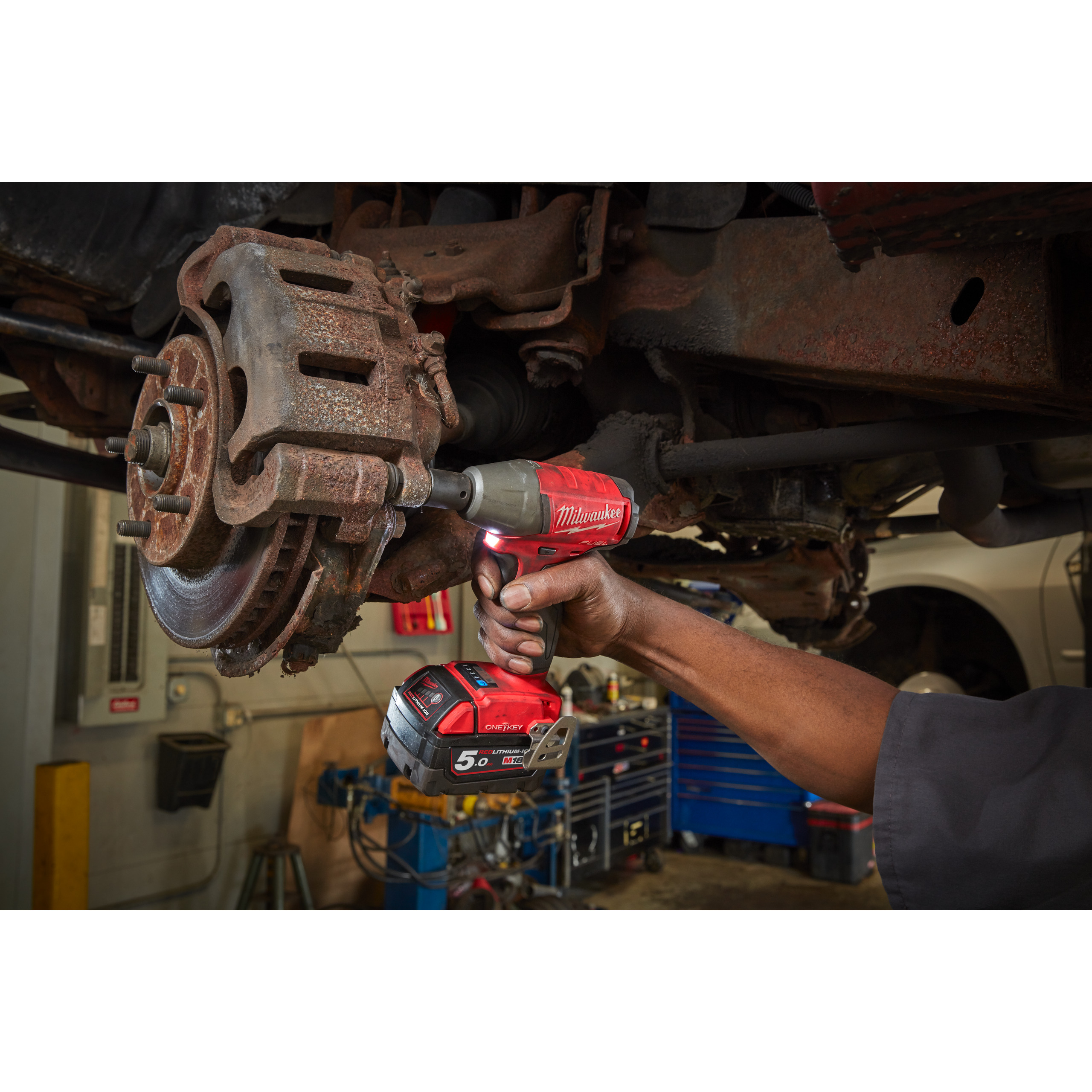 M18ONEIWF12-502X, M18™ ONE KEY™ 1/2"-Akku-Schlagschrauber Vierkant mit Sprengring Milwaukee Produktbild img3 L