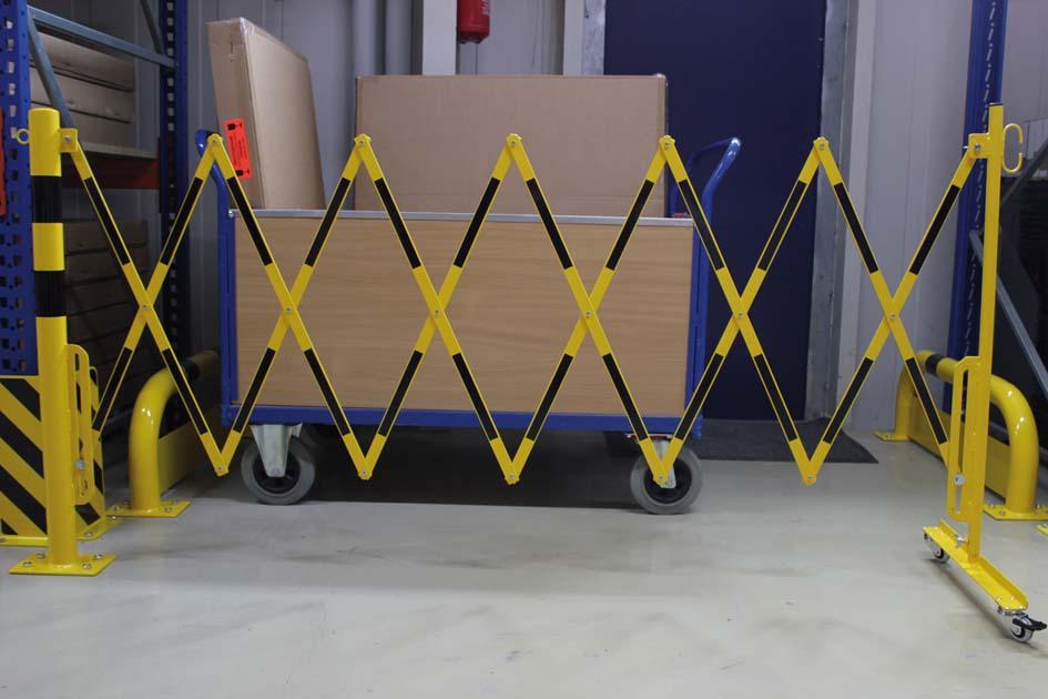 Scherengitter mit Sperrpfosten, standfeste Ausführung Produktbild img18 L