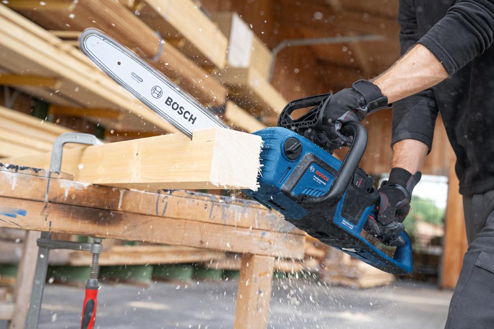 Akku Kettensäge solo GKE 18V-25 Bosch ohne Ladegerät Karton Produktbild img5 L