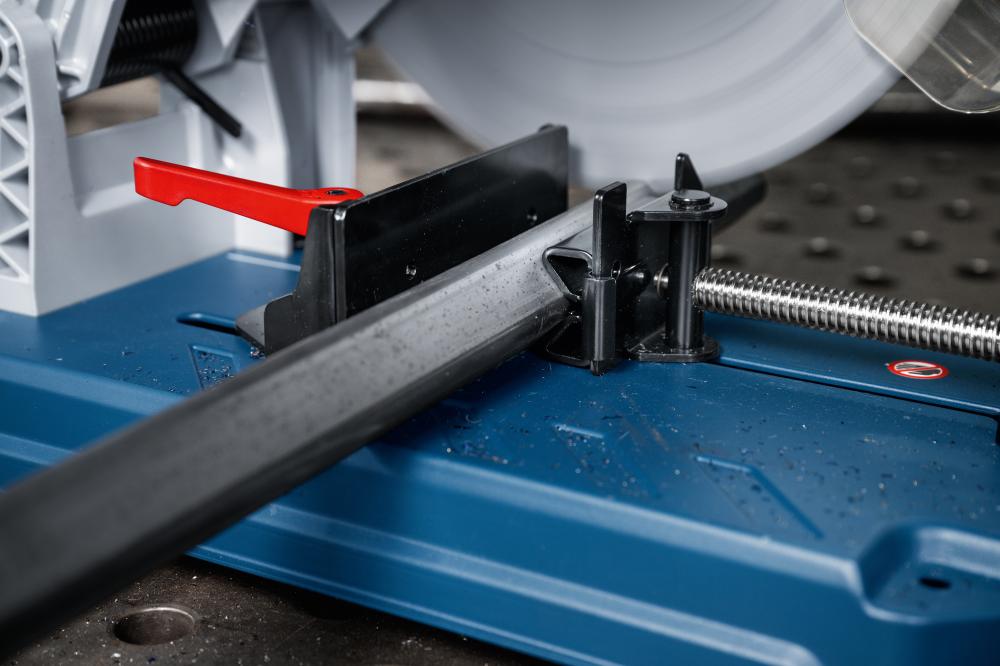 Akku-Metallkreissäge solo GCD 18V-355 Bosch ohne Akku Ladegerät Karton Produktbild img7 L