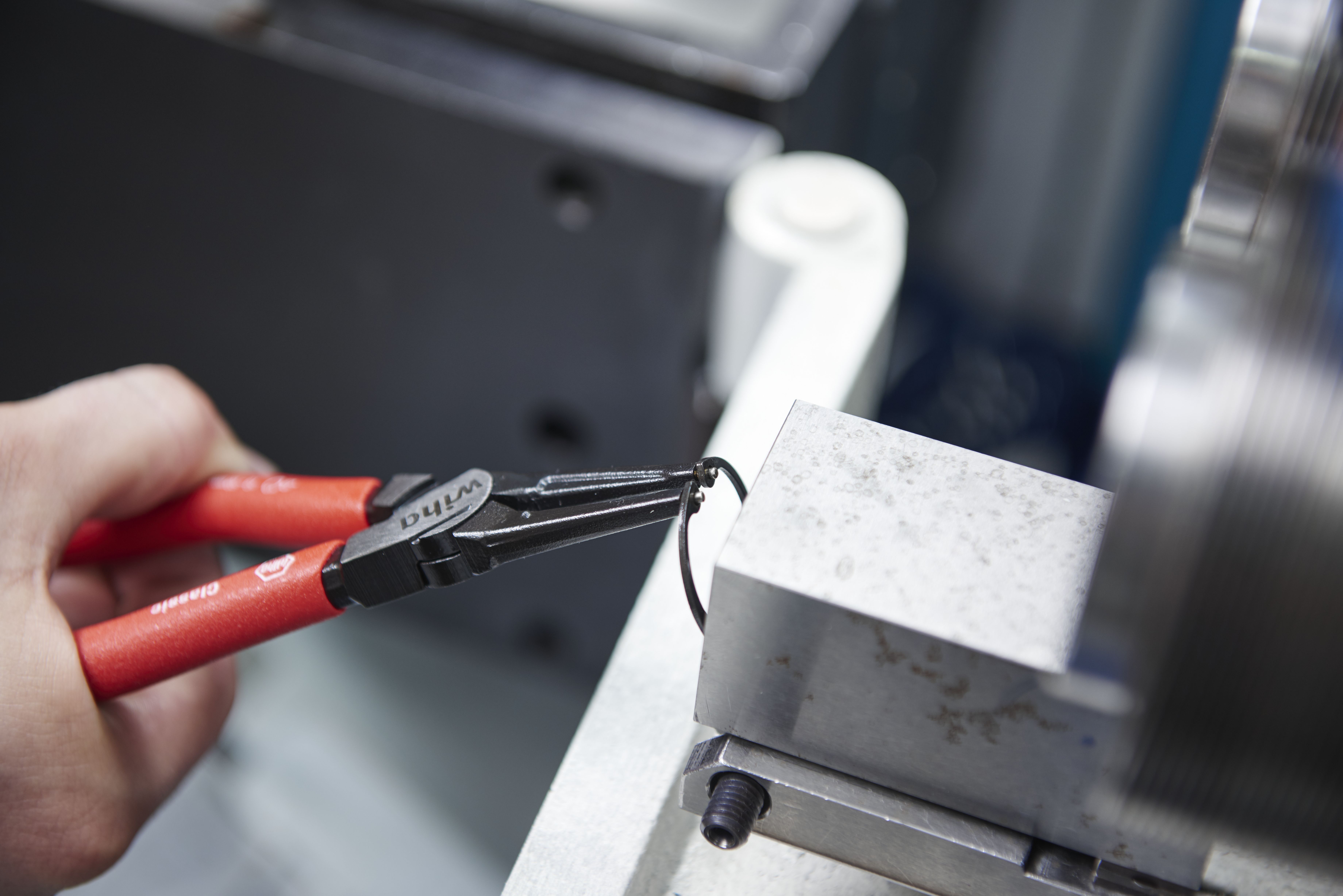 Wiha Zangen Set Classic mit MagicTips® Sicherungsringzangen 4-tlg. (34708) Produktbild img6 L