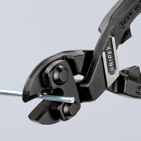 KNIPEX 71 41 200 CoBolt® Kompakt-Bolzenschneider 200 mm schwarz atramentiert mit Kunststoff überzogen SB-Karte/Blister Produktbild img3 L