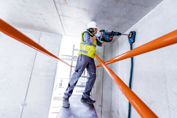 Akku-Bohrhammer BITURBO mit SDS max GBH 18V-45 C, Solo Version, Handwerkerkoffer Produktbild img2 L