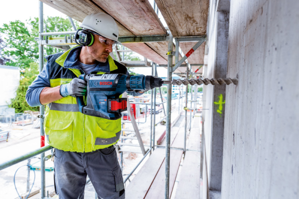 Akku-Bohrhammer BITURBO mit SDS max GBH 18V-45 C, Solo Version, Handwerkerkoffer Produktbild img6 L