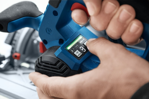 Akku-Handkreissäge solo GKS 18V-57-2 GX Bosch ohne Akku ohne Ladegerät L-Boxx Produktbild img4 L