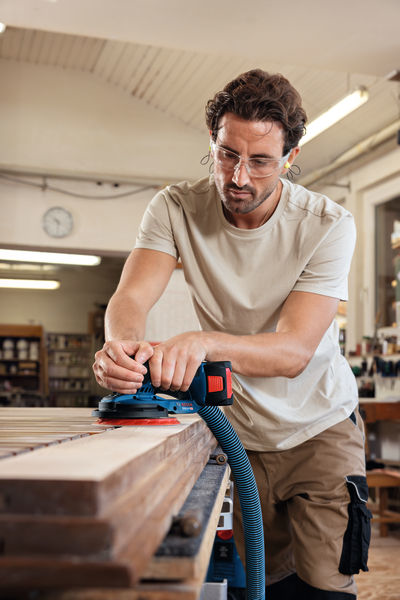 Akku Excenterschleifer GEX 18V-150-3 Bosch ohne Akku ohne Ladegerät Karton Produktbild img7 L