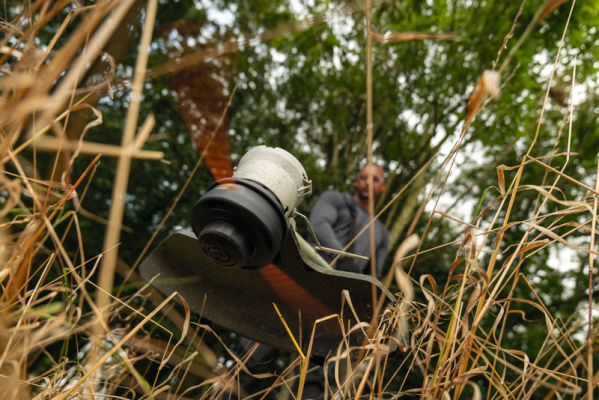 Bosch Akku-Rasentrimmer GRT 18V-40 Produktbild img7 L