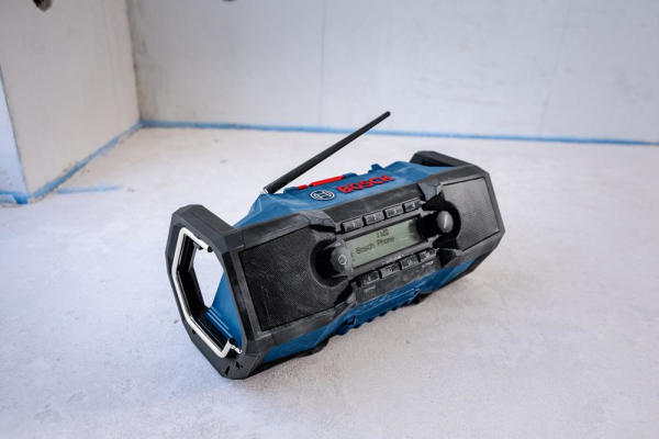 Akku Radio GPB18V-3SC ohne Akku ohne Ladegerät Karton Produktbild img5 L