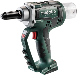 Akku-Nietpistole solo NP 18 LTX BL 5.0 Metabo ohne Akku ohne Ladegerät metaBOX Produktbild