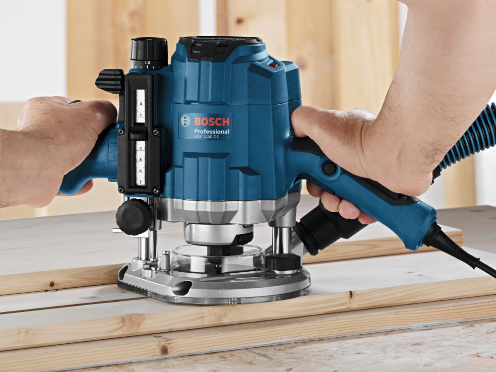 Bosch PRO Oberfräse GOF 1250 CE in L-BOXX Produktbild img6 L