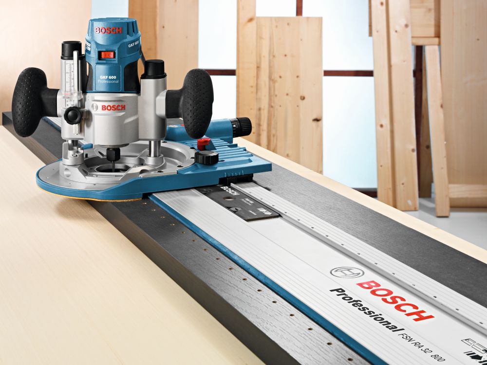 Bosch PRO Führungsschiene, Systemzubehör FSN RA 32 1600 Produktbild img2 L