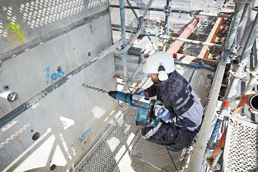 Bosch PRO Bohrhammer mit SDS max GBH 12-52 DV Produktbild img4 L