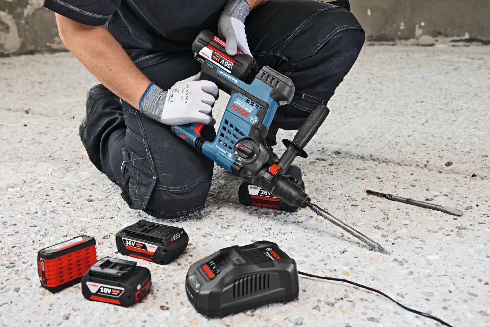 Bosch PRO Akkupack GBA 36 Volt, 6.0 Ah Produktbild img2 L