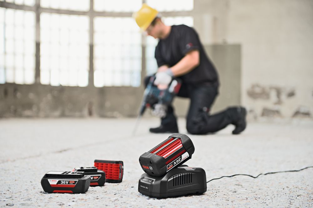 Bosch PRO Akkupack GBA 36 Volt, 6.0 Ah Produktbild img3 L