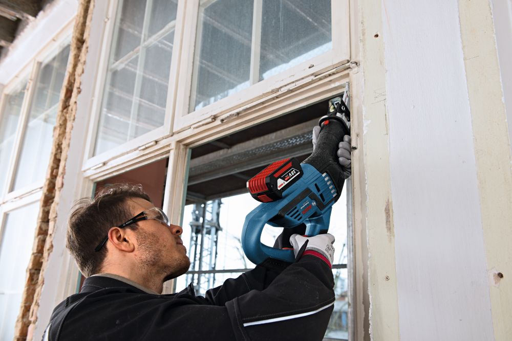 Bosch PRO Akku-Säbelsäge GSA 18V-32 Produktbild img7 L