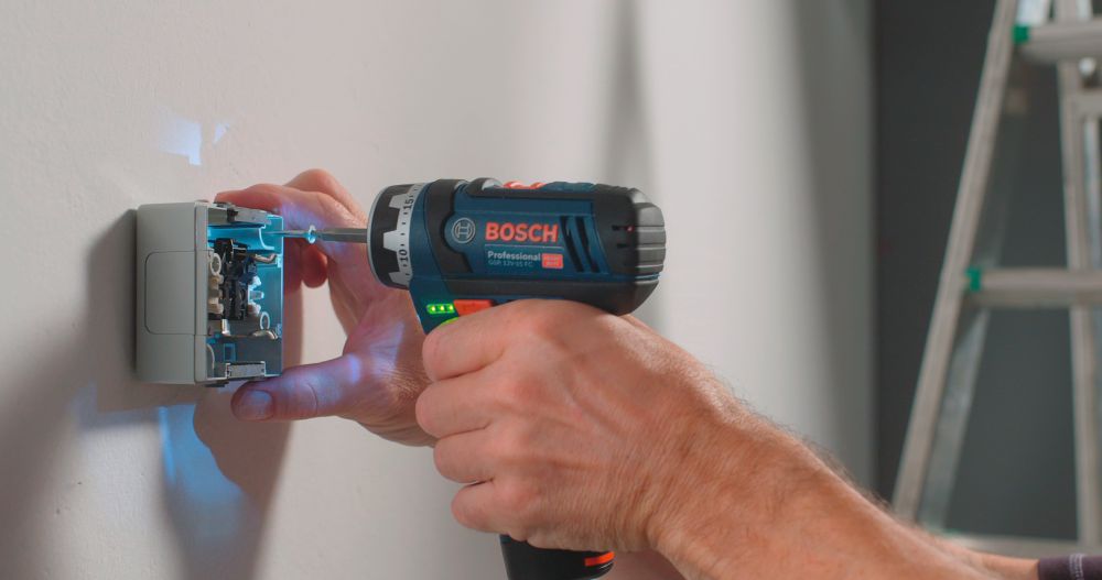 Bosch PRO Akku-Bohrschrauber GSR 12V-15 FC, 1 Aufsatz, L-BOXX Produktbild img4 L