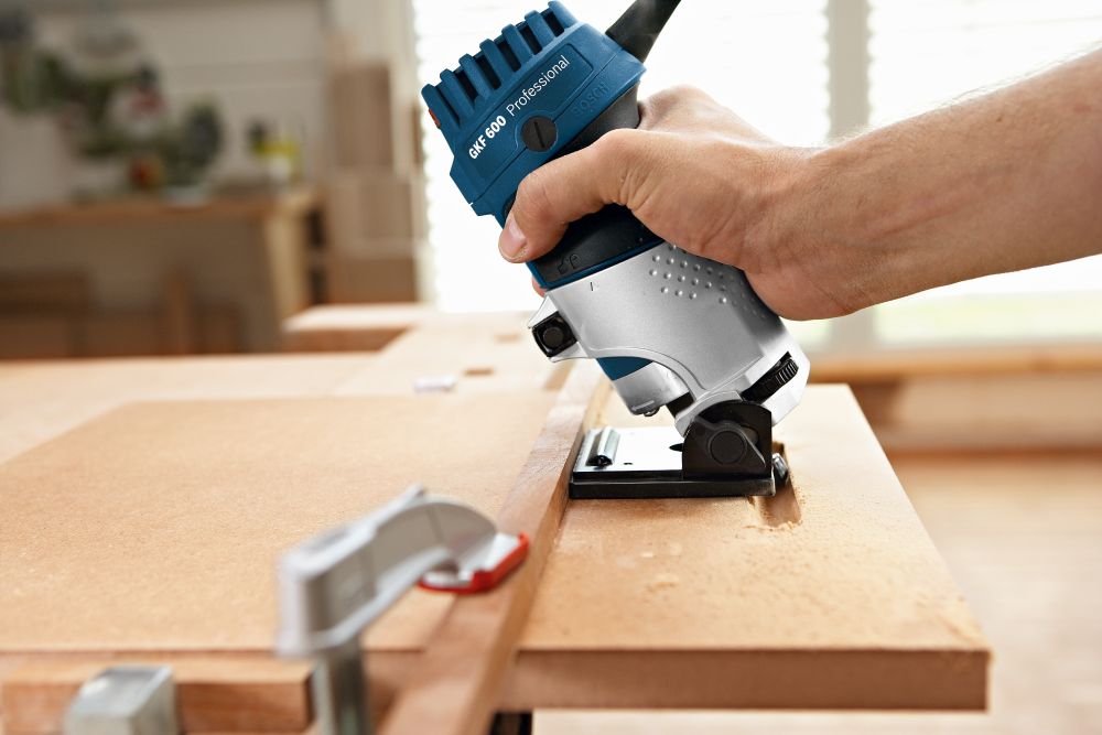 Bosch PRO Kantenfräse GKF 600 im Handwerkerkoffer Produktbild img5 L