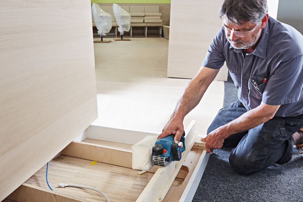 Bosch PRO Akku-Hobel GHO 12V-20, 2 x Akku GBA 12V 3.0Ah in L-BOXX Produktbild img5 L