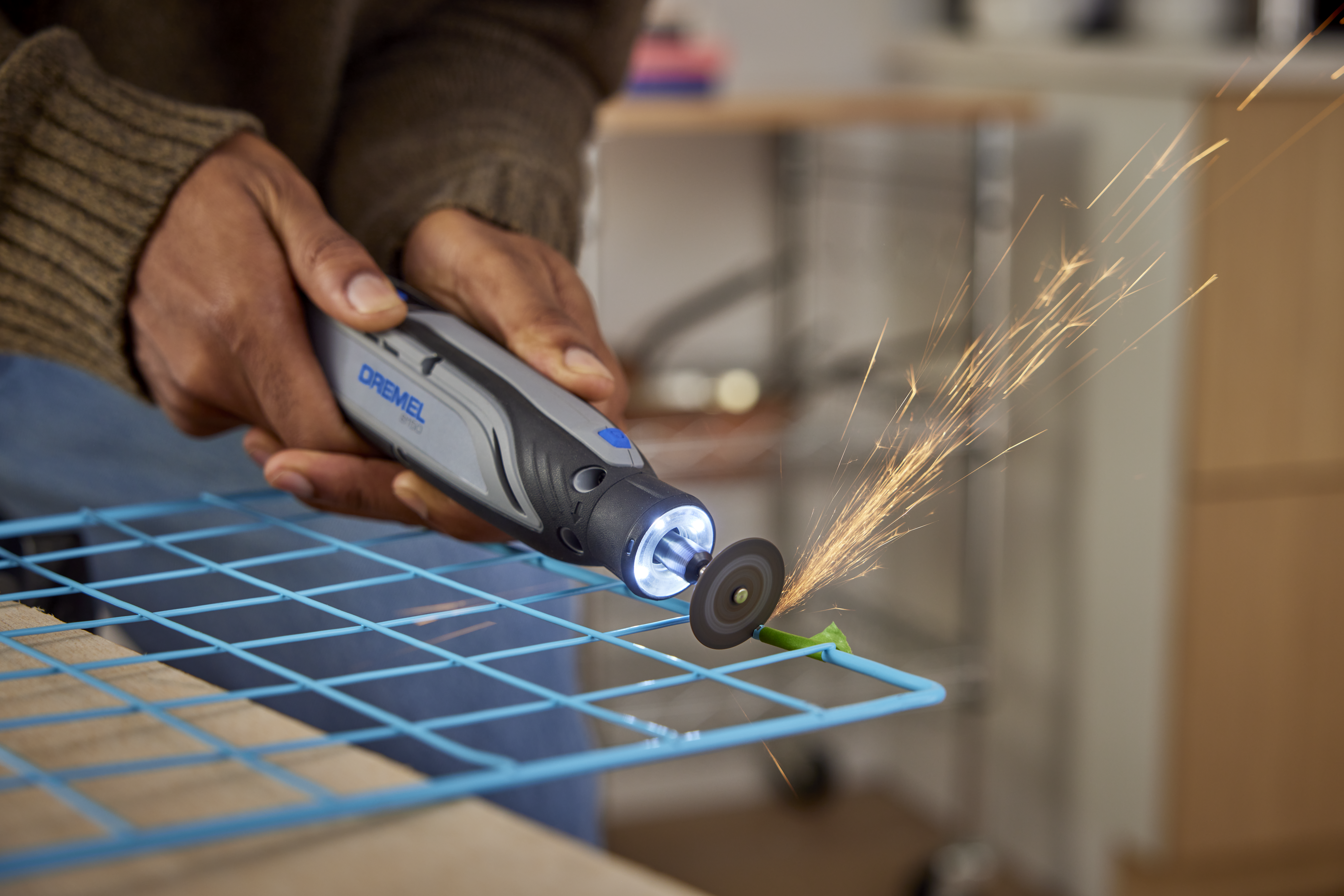 Dremel 8150, 7,2-V-Multifunktionswerkzeug, 20-tlg. Zubehör Produktbild img9 L