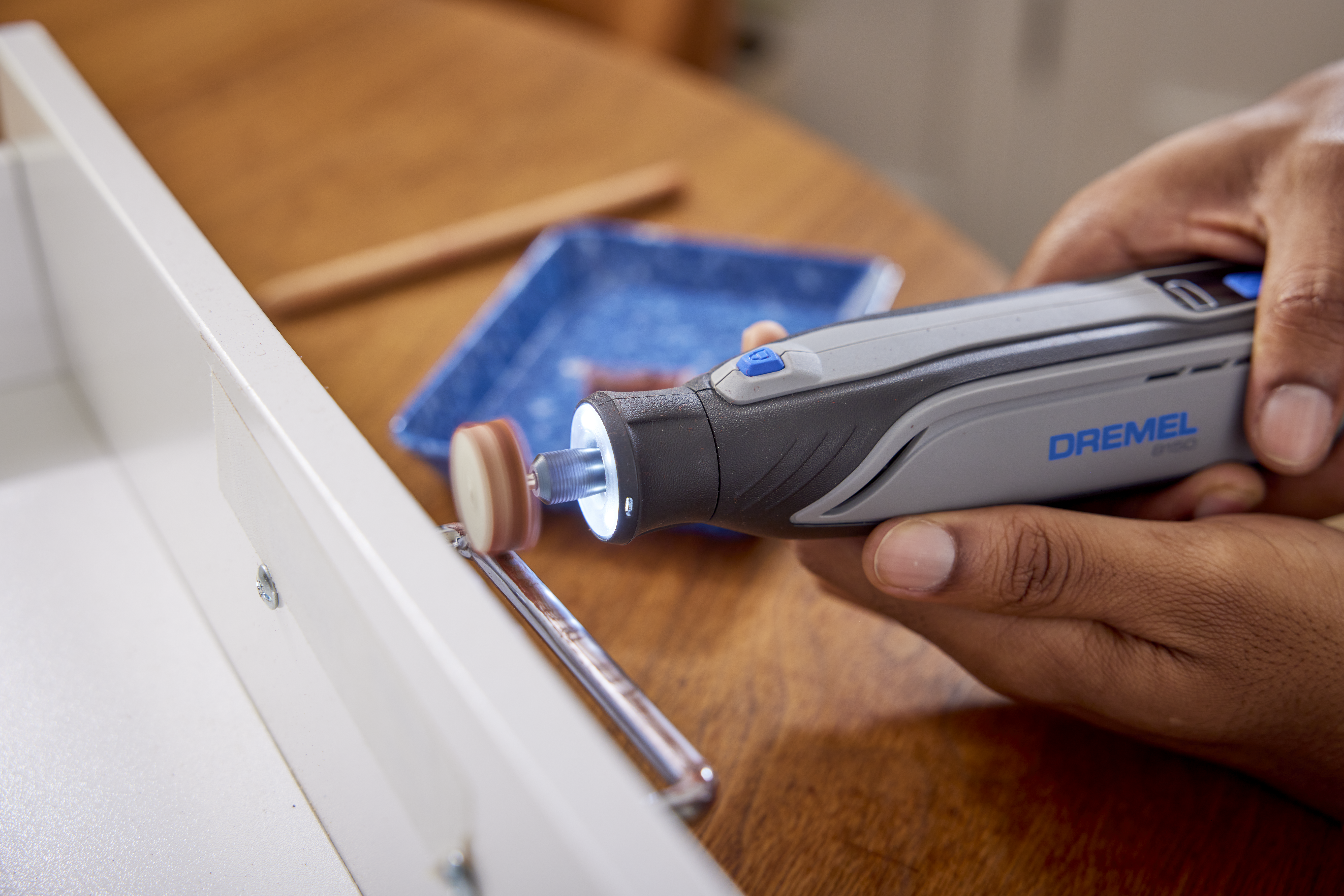 Dremel 8150, 7,2-V-Multifunktionswerkzeug, 20-tlg. Zubehör Produktbild img8 L