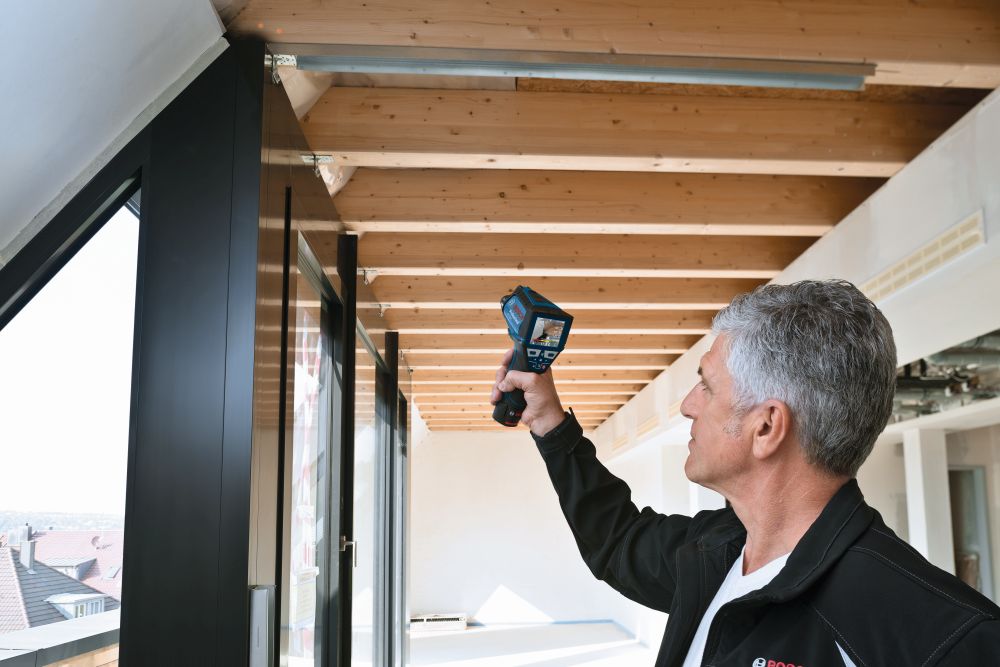 Bosch PRO Thermodetektor GIS 1000 C, 1 x Akku GBA 12V 2.0Ah in L-BOXX Produktbild img7 L
