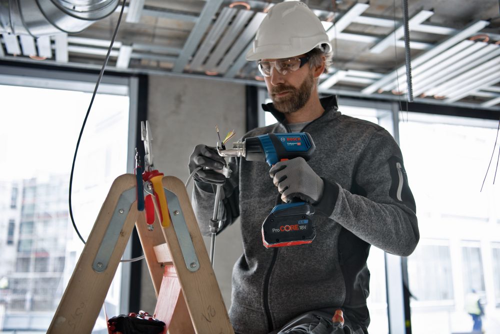 Bosch PRO Akku-Heißluftgebläse GHG 18V-50 in L-BOXX Produktbild img4 L
