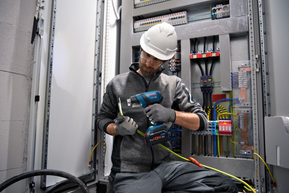 Bosch PRO Akku-Heißluftgebläse GHG 18V-50 in L-BOXX Produktbild img6 L