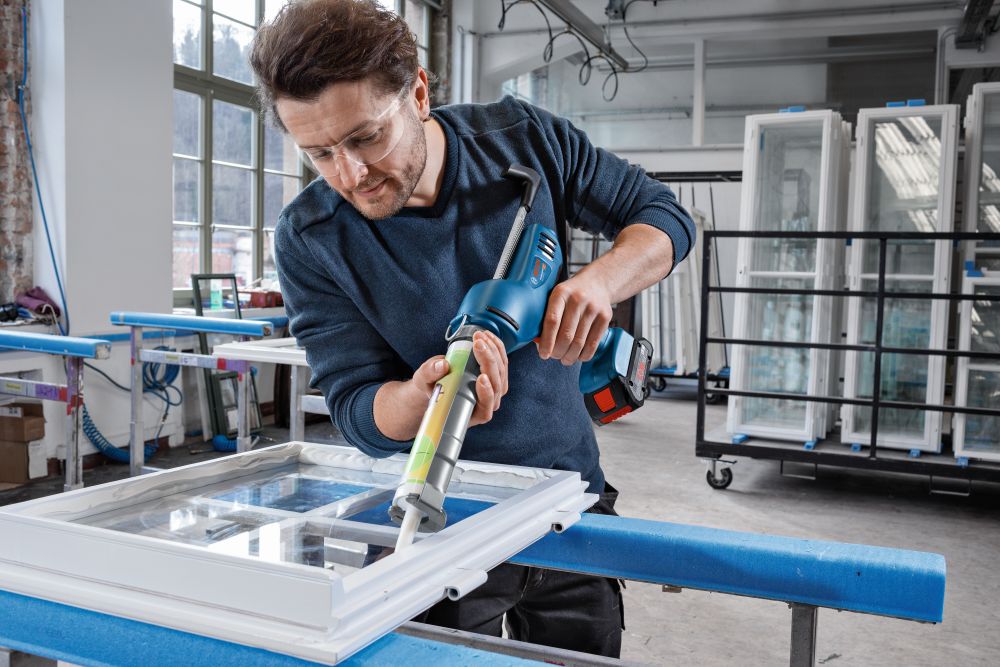 Bosch PRO Akku-Kartuschenpresse GCG 18V-310 Produktbild img5 L