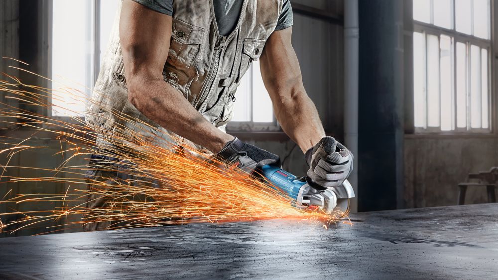 Bosch PRO Winkelschleifer GWS 880 Produktbild img3 L