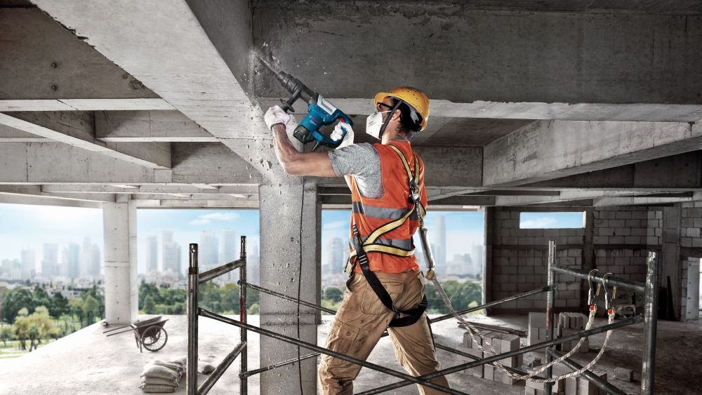Bosch PRO Schlaghammer mit SDS max GSH 5 Produktbild img7 L