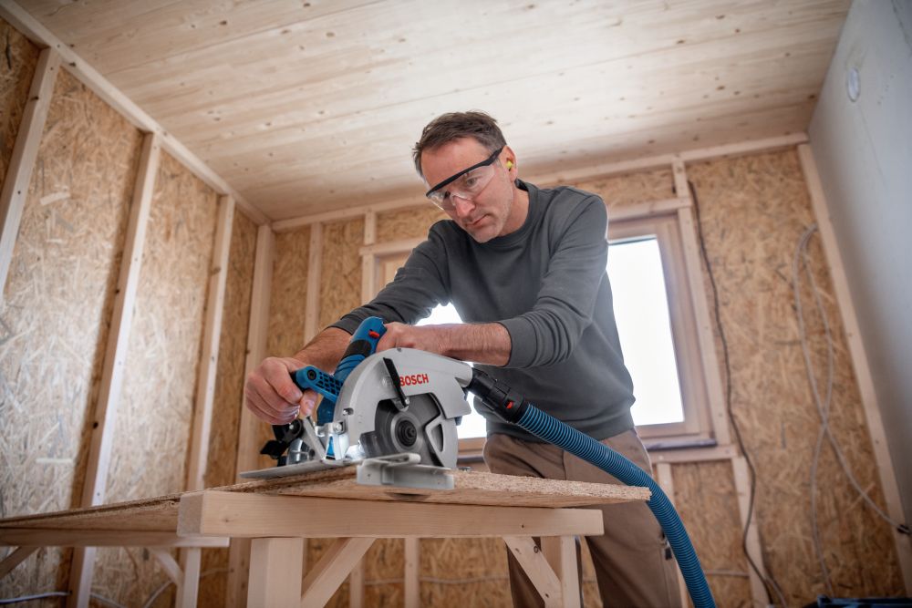 Bosch PRO Akku-Kreissäge GKS 18V-70 L in L-BOXX Produktbild img5 L
