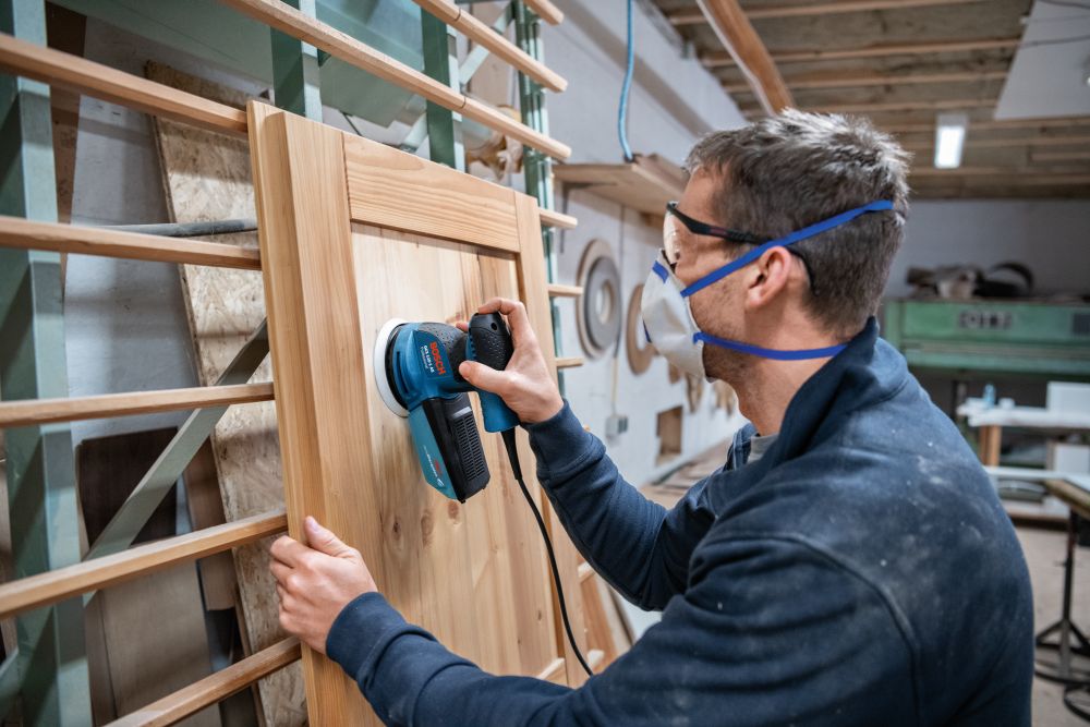 Bosch PRO Exzenterschleifer GEX 125-1 AE, mit 3 x Schleifblatt C470, im Handwerkerkoffer Produktbild img5 L
