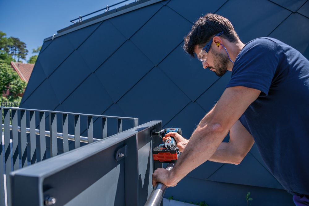 Bosch PRO Akku-Drehschlagschrauber GDS 18V-330 HC, L-BOXX 136, 1 x Bluetooth GCY 42 Produktbild img6 L